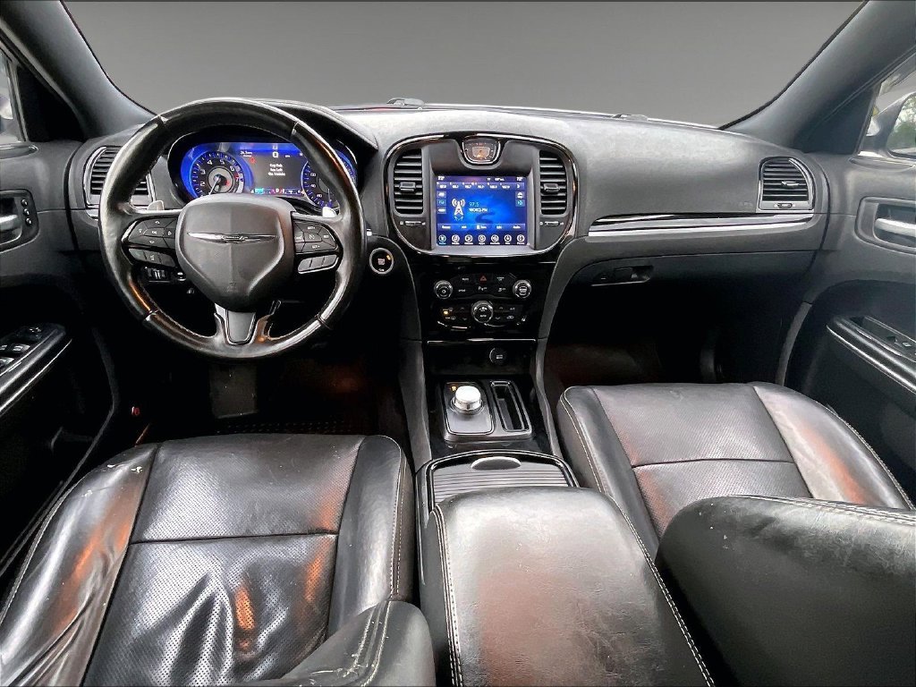 Used 2017 White Chrysler S image 21