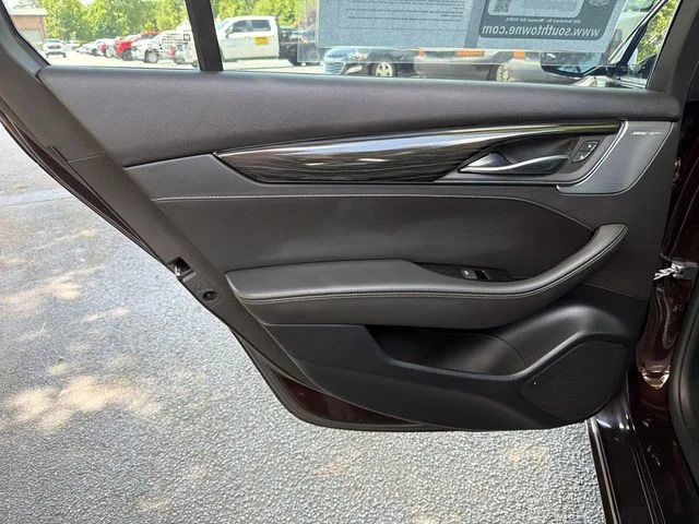 Used 2020 GARNET METALLIC Cadillac Luxury image 21