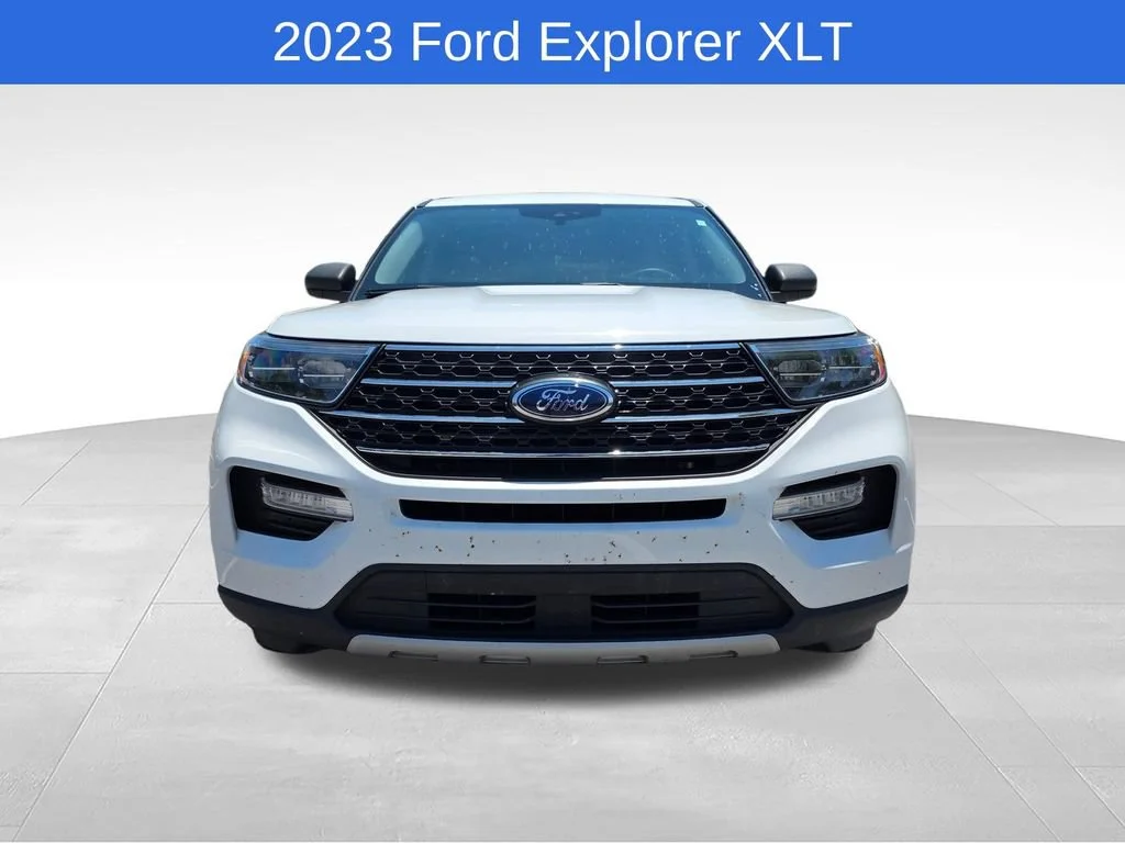 Used 2023 White Ford XLT image 9