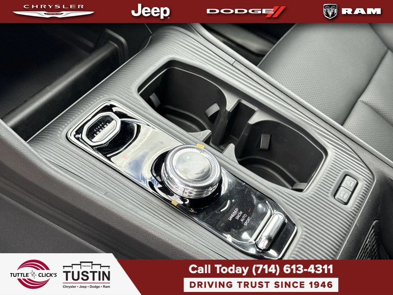 New 2027 Sting-Gray Clearcoat Jeep Limited Altitude image 26