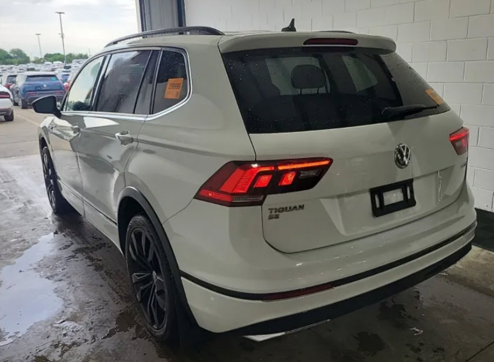 Used 2021 Pure White Volkswagen SE R-Line Black image 2
