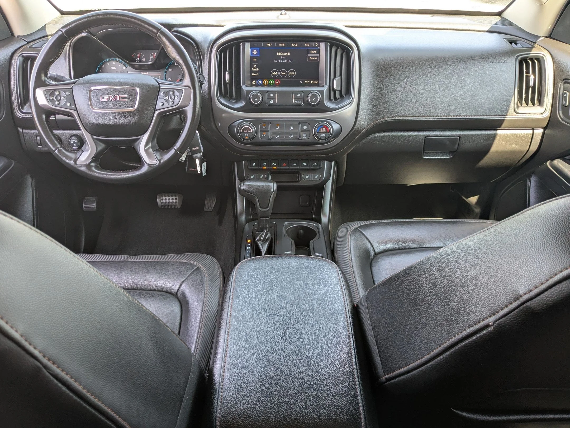 Used 2021 Satin Steel Metallic GMC 4WD AT4 w/Leather image 29