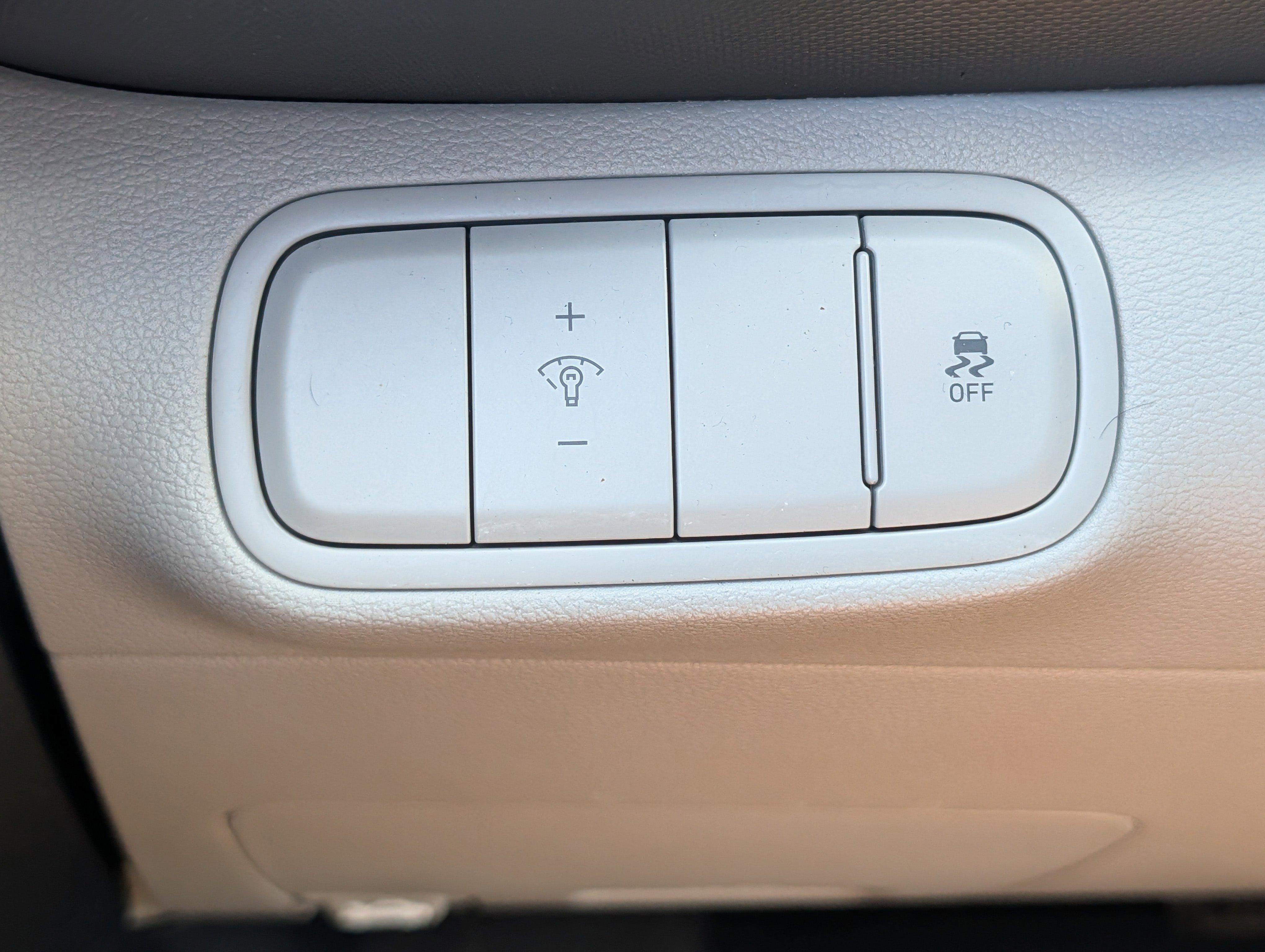 2026 Hyundai Venue SEL - Photo 26