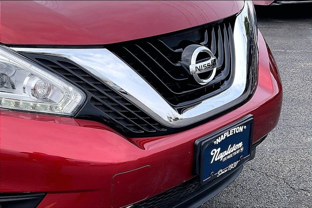 Used 2017 Red Nissan SV image 33