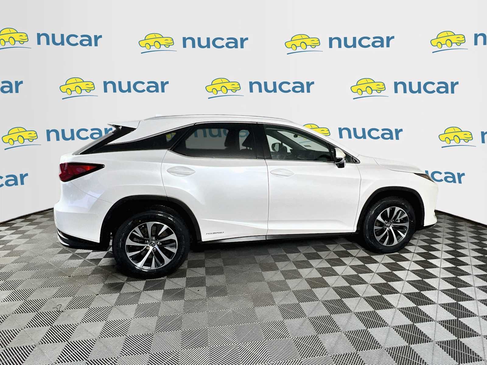 Used 2022 Eminent White Pearl Lexus  image 8