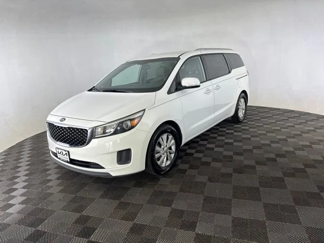 Used 2015 White Kia LX image 5