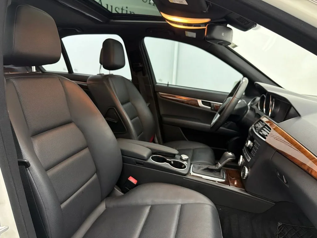 Used 2012 White Mercedes-Benz C 300 image 33
