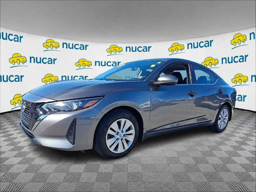 Used 2024 Gray Nissan S image 3
