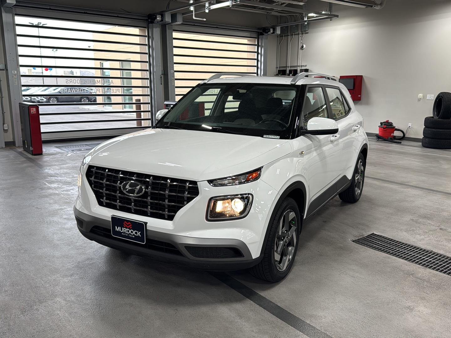 Certified Used 2023 Lunar White Hyundai SEL image 12