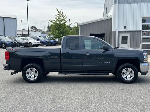 Used 2019 Gray Chevrolet LT image 15