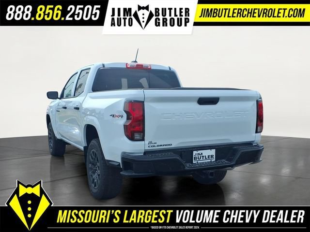 New 2026 Summit White Chevrolet WT image 2