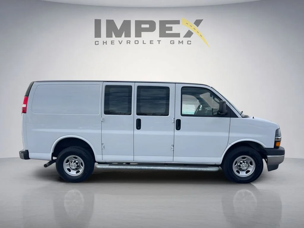 Used 2023 Summit White Chevrolet WT image 6