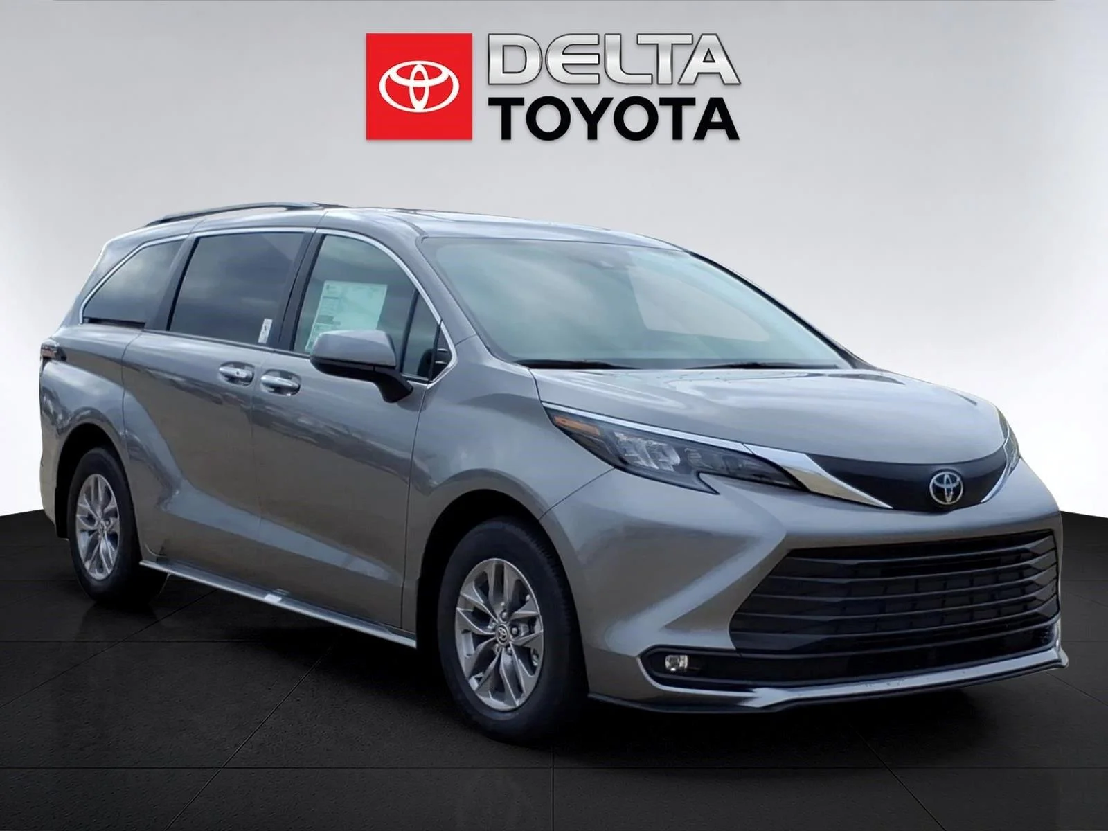 New 2026 Heavy Metal Toyota XLE image 7