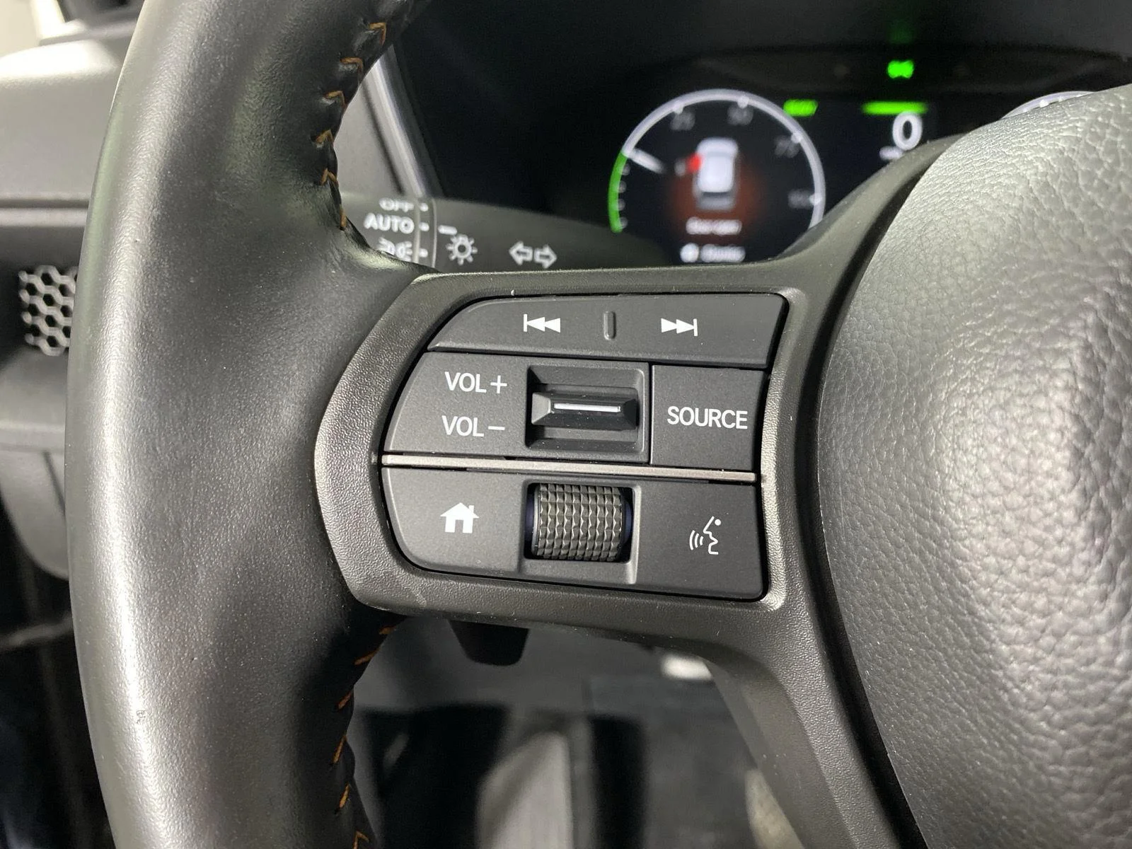 Used 2024 Meteorite Gray Metallic Honda Sport image 15