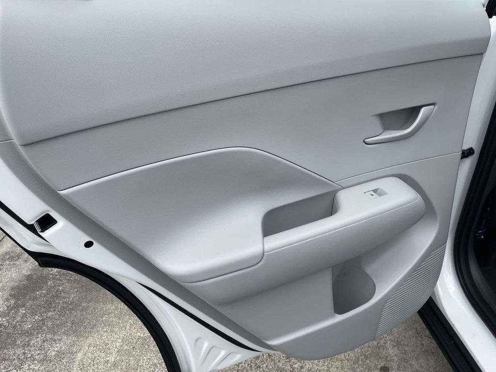 New 2026 White Hyundai SE FWD image 63