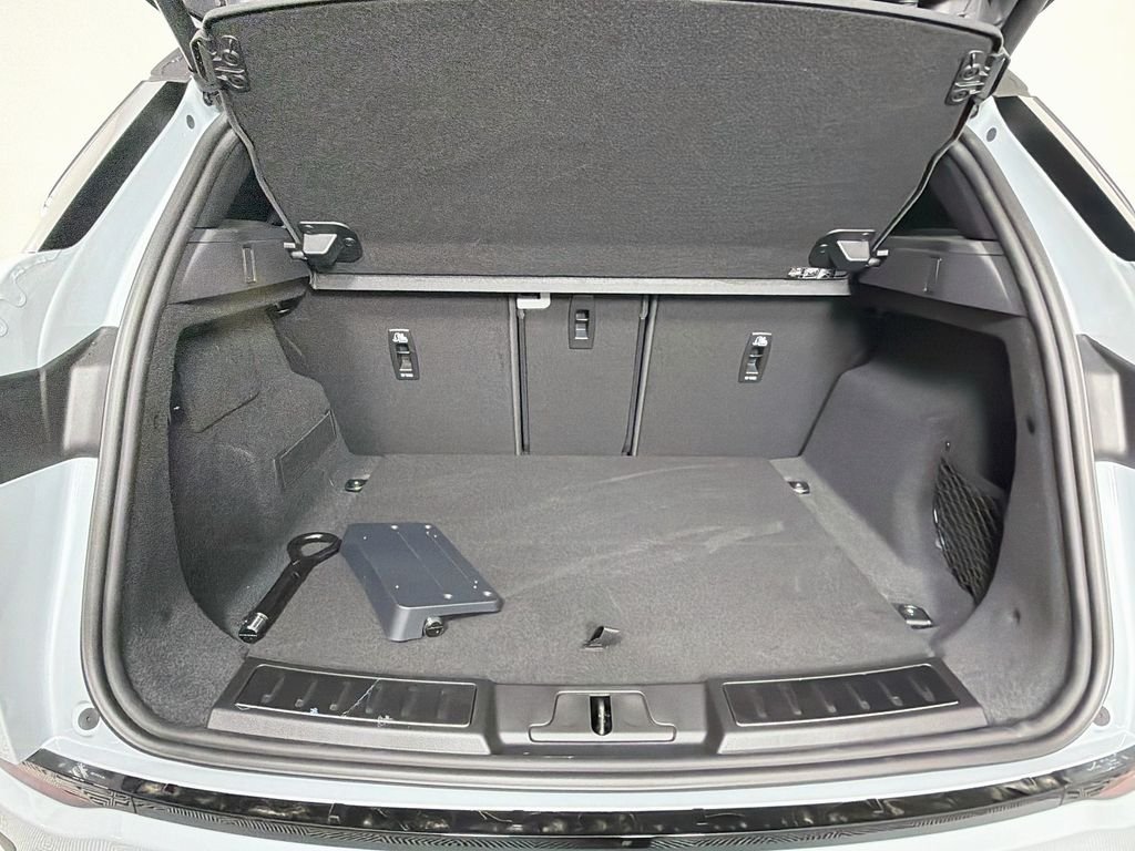 New 2026 Arroios Grey Land Rover S image 28