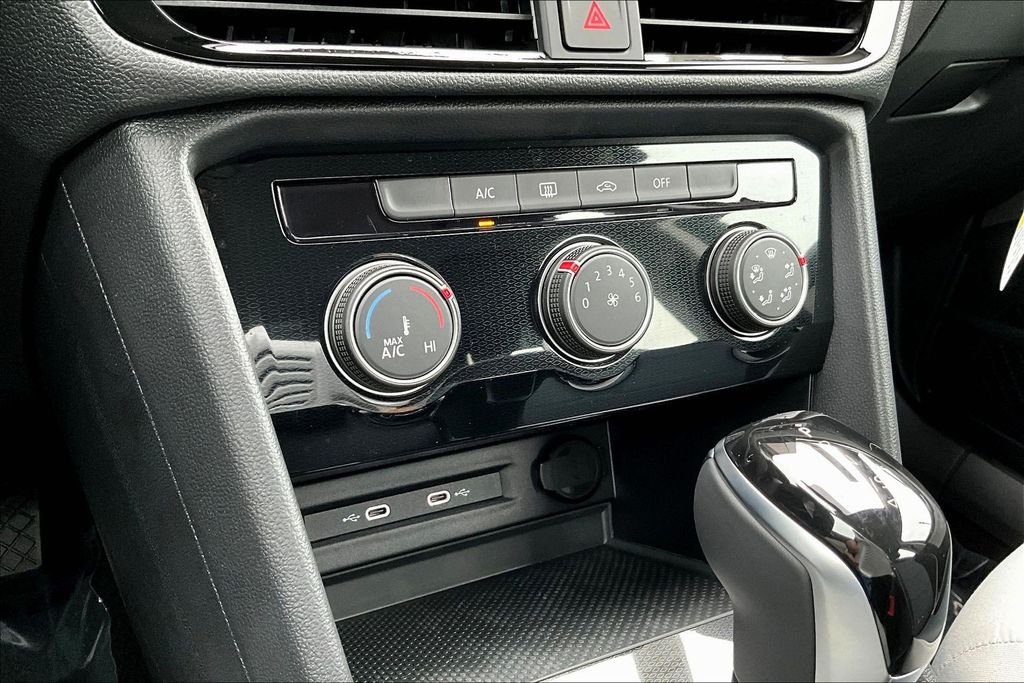 New 2026 Black Volkswagen 1.5T S image 14