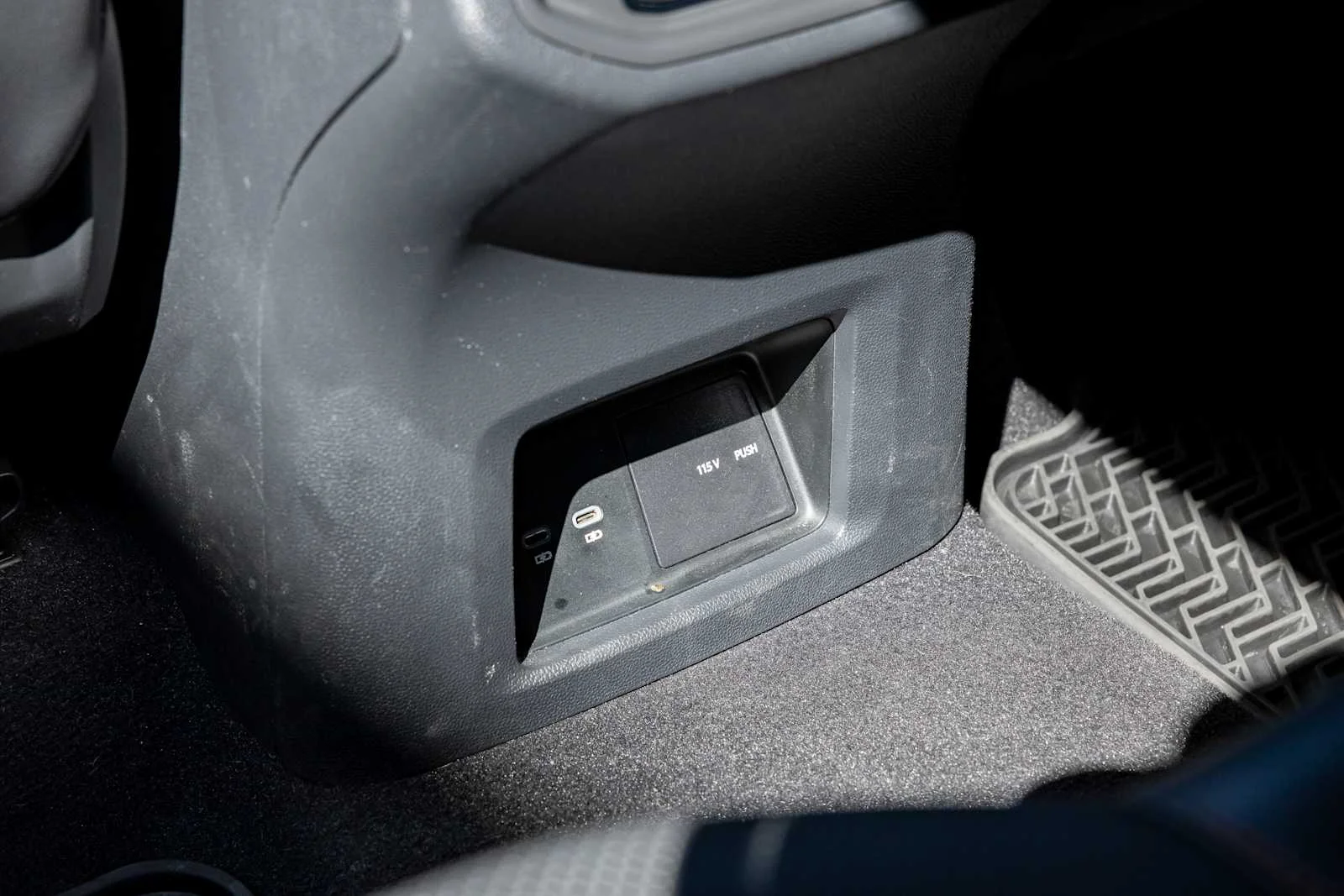 Used 2024 Pure Gray Volkswagen 2.0T Peak Edition SEL image 27