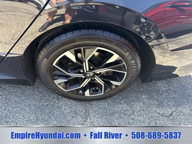 Certified Used 2024 Carbon Blue Hyundai SEL image 12