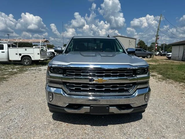 Used 2016 Silver Chevrolet LTZ image 4