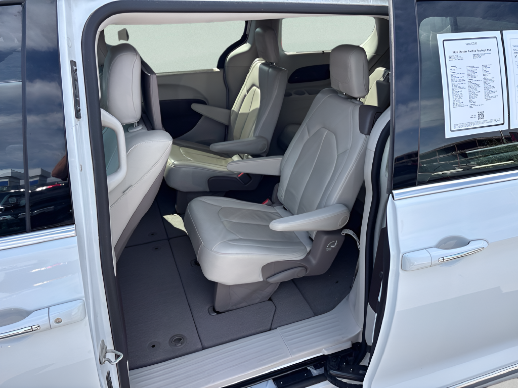 Used 2020 White Chrysler Touring L Plus image 10