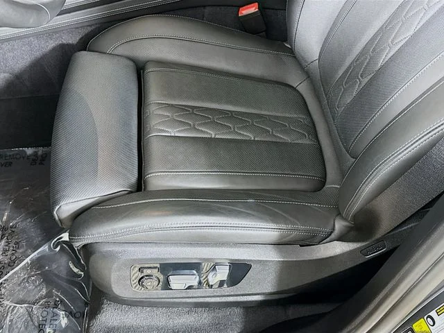 Used 2024 Gray BMW ALPINA XB7 image 20