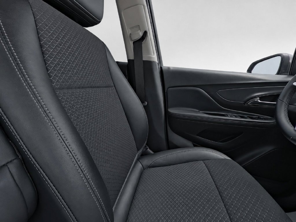 Used 2016 Red Buick Base image 20