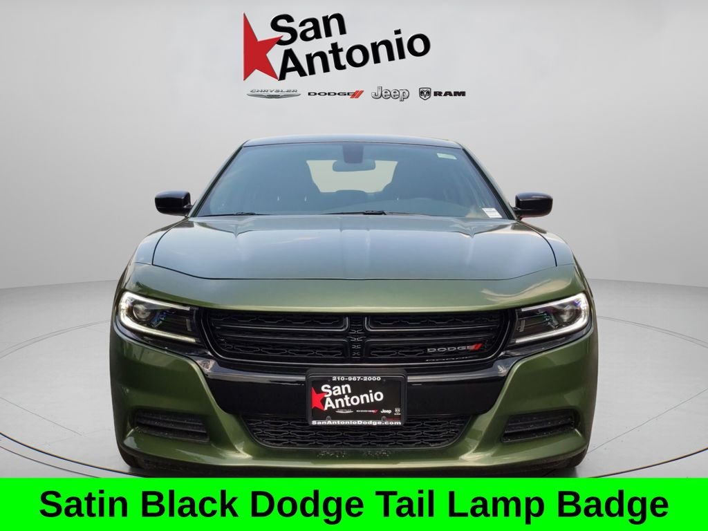 Used 2022 Green Dodge SXT image 5