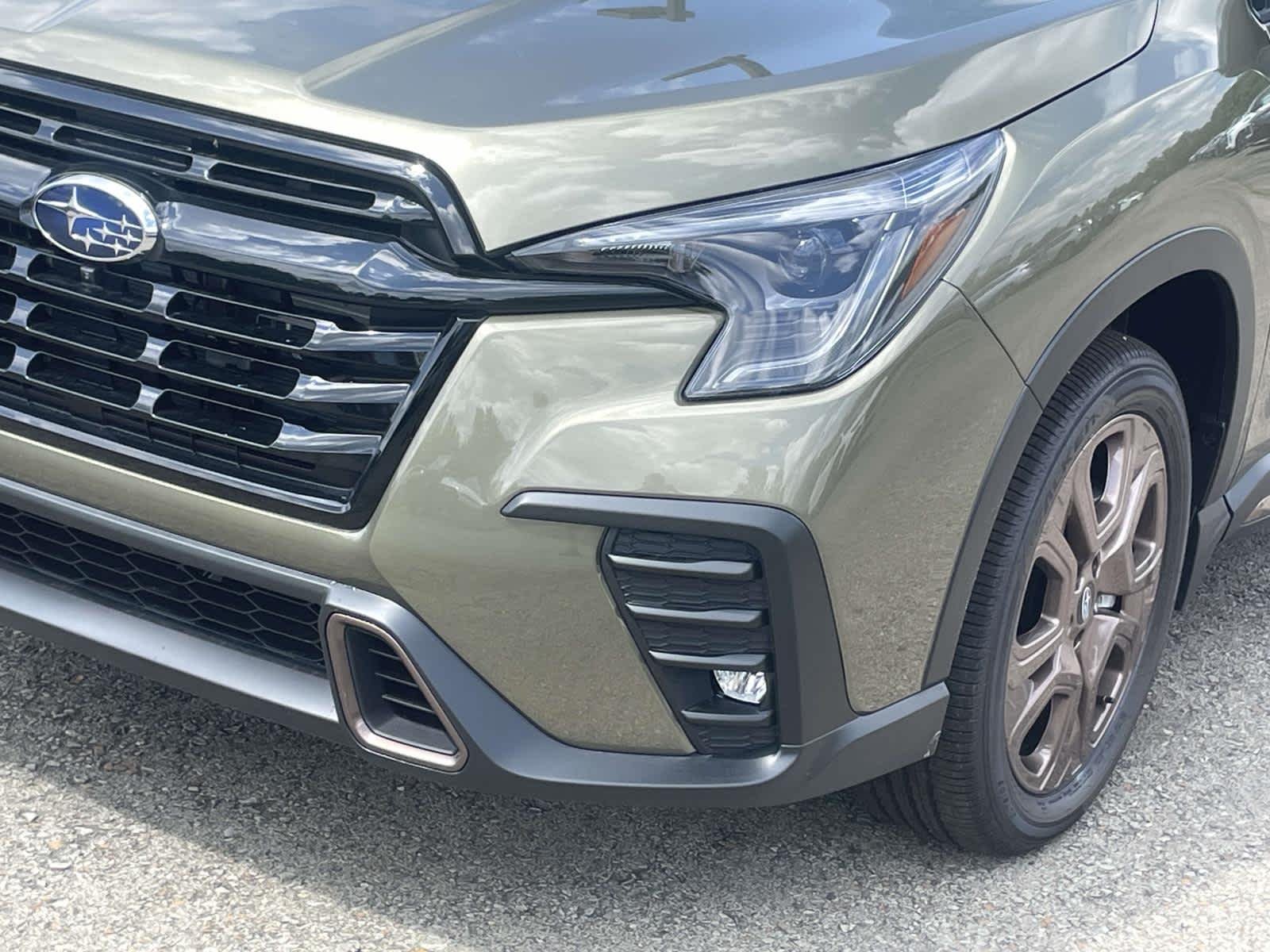 New 2026 Autumn Green Metallic Subaru Limited Bronze Edition image 13
