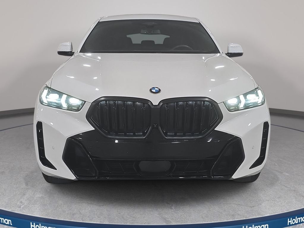 Certified Used 2024 Mineral White Metallic BMW xDrive40i image 2