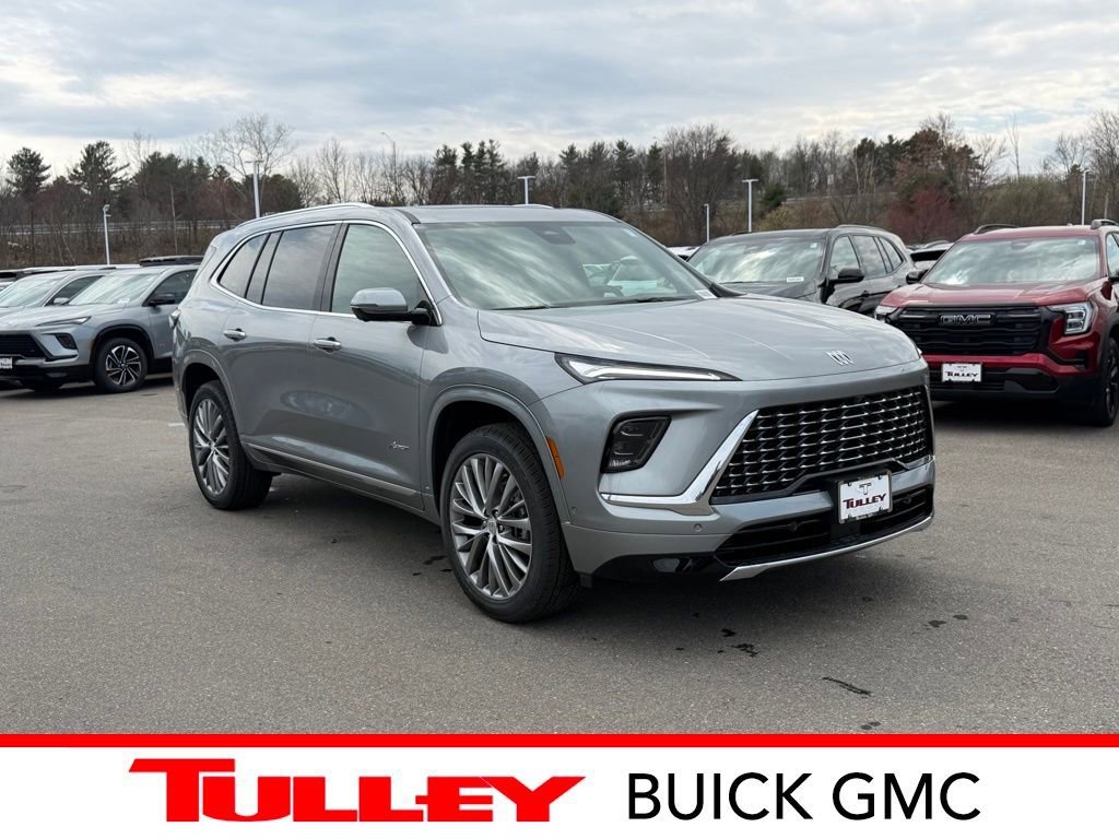 2026 Buick Enclave Avenir AWD's photo