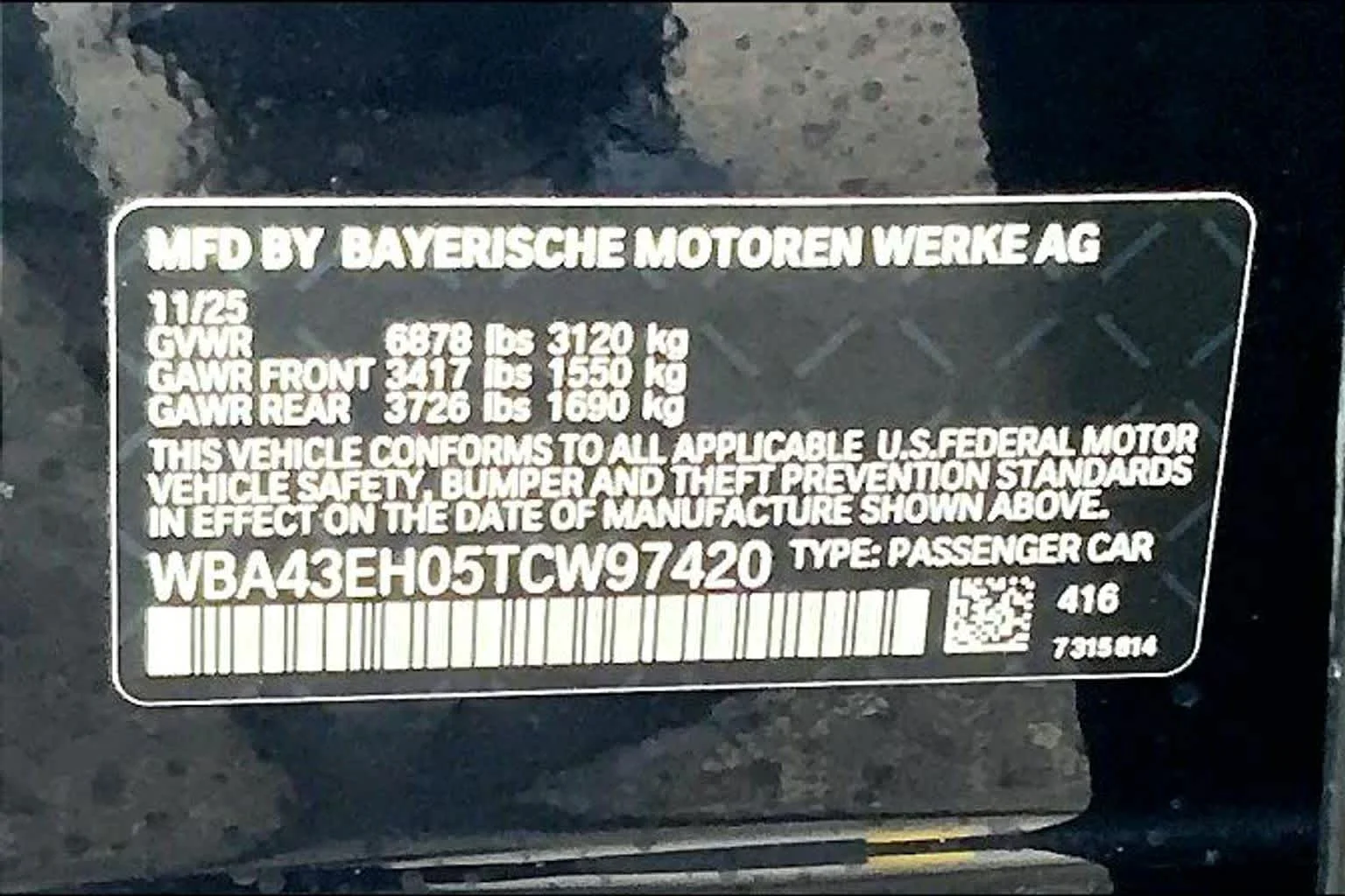2026 BMW 7 Series 750e - Photo 18