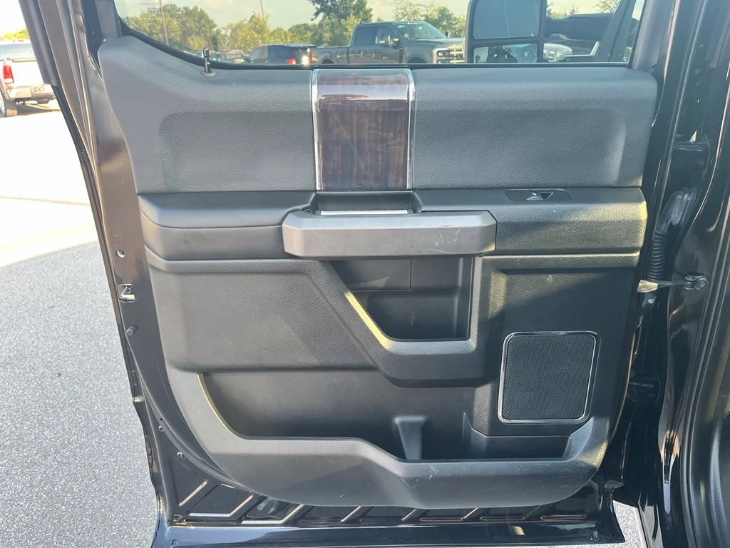 Used 2017 Black Ford Platinum image 12