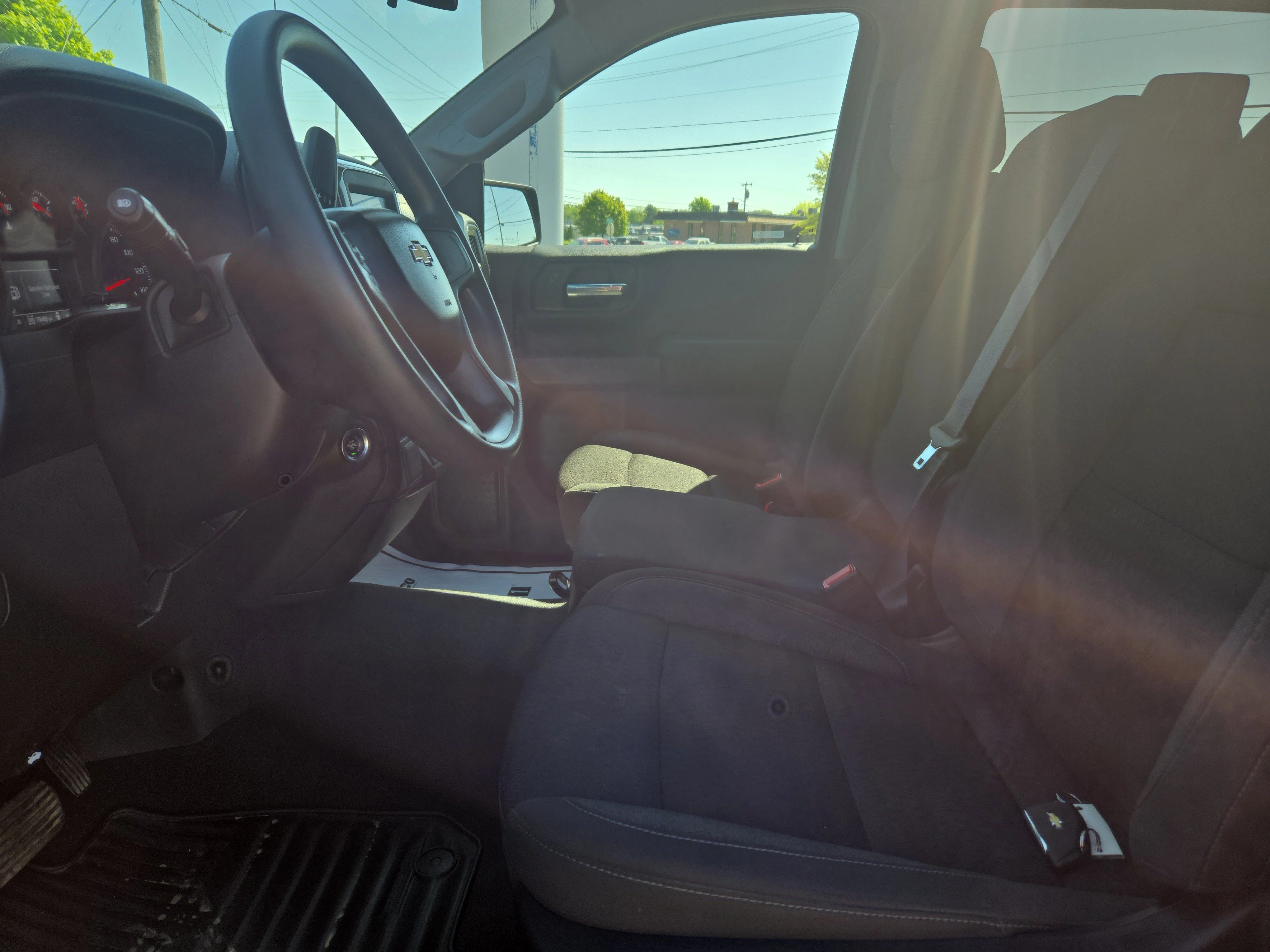 Used 2023 Black Chevrolet Custom image 19