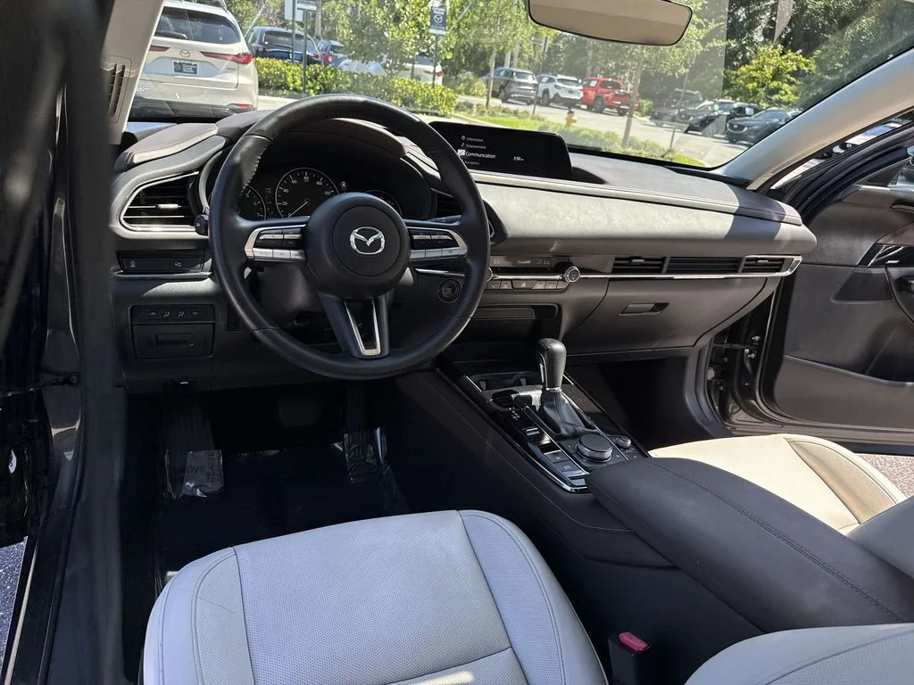Used 2021 Machine Gray Metallic Mazda Premium image 35