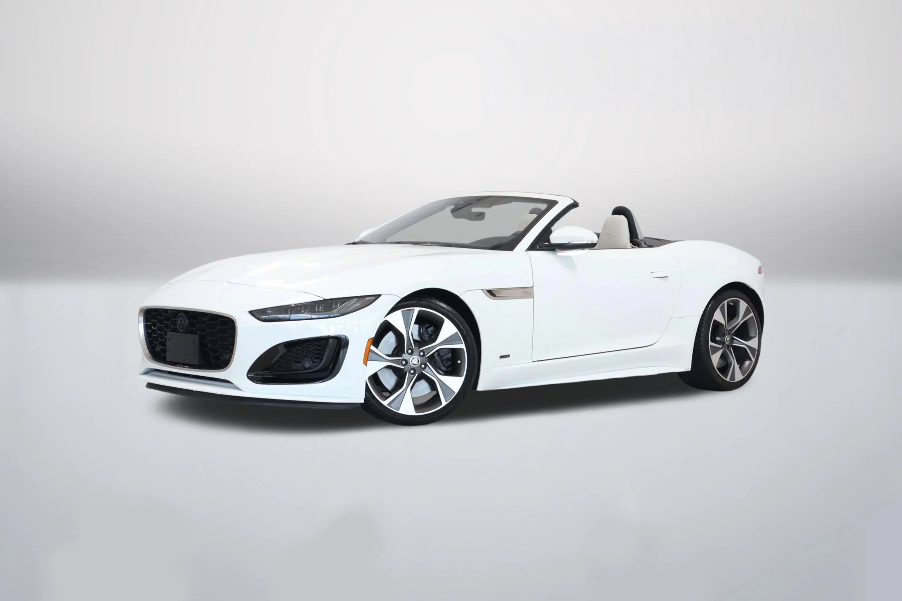 Used 2024 White Jaguar 75 image 1