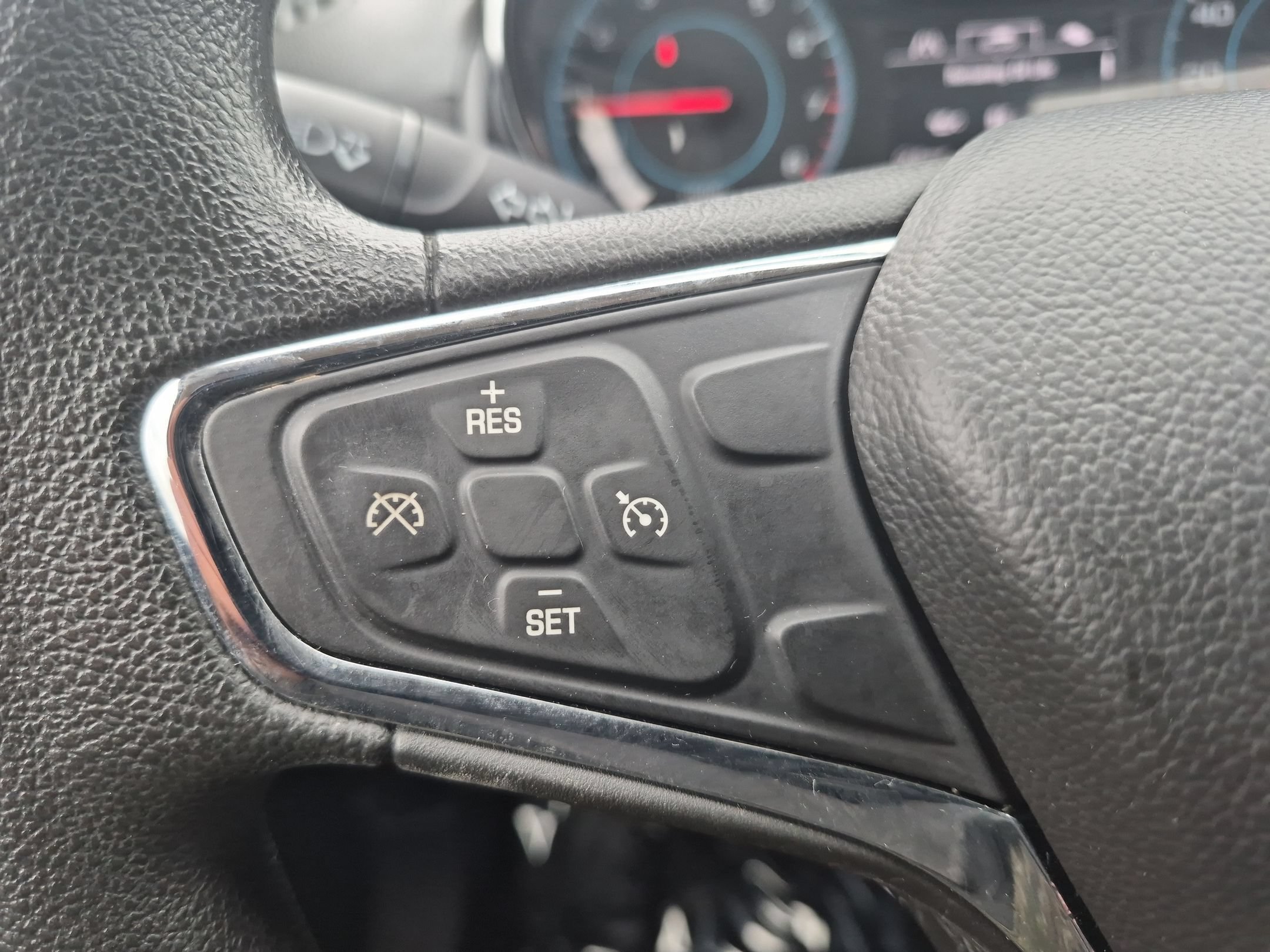 Used 2016 Tungsten Metallic Chevrolet LT image 14