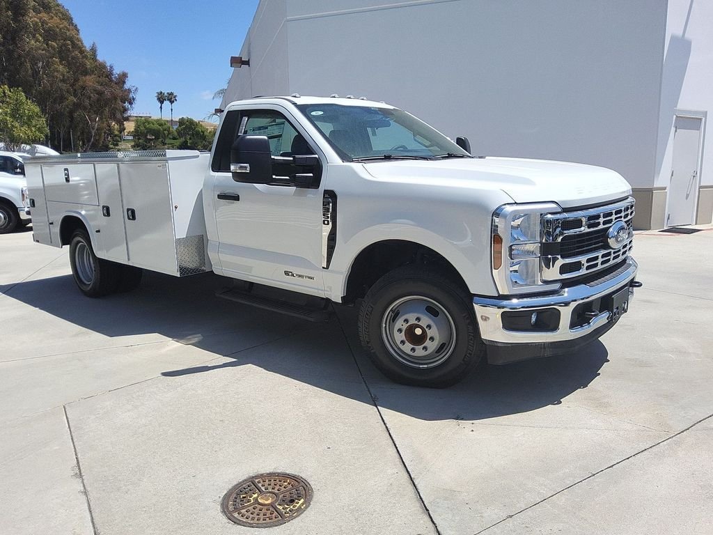 New 2025 Oxford White Ford XL image 24