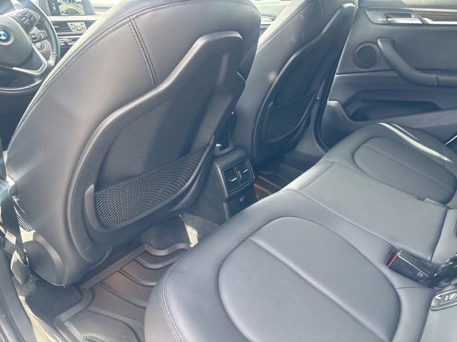 Used 2018 Alpine White BMW xDrive28i image 16