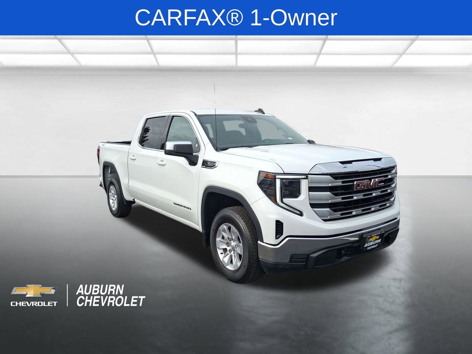 2024 GMC Sierra 4WD Crew Cab Short Box SLE's photo