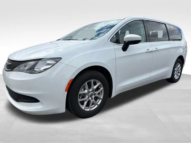 Used 2023 White Chrysler LX image 1