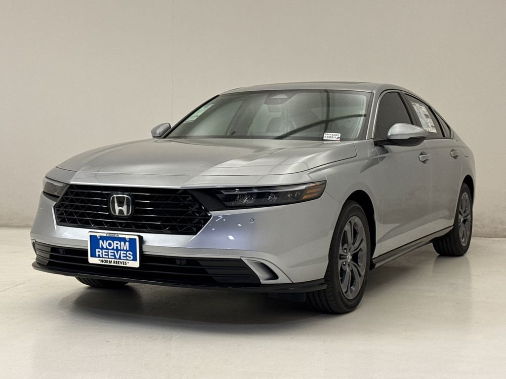 New 2026 Solar Silver Metallic Honda EX-L image 2