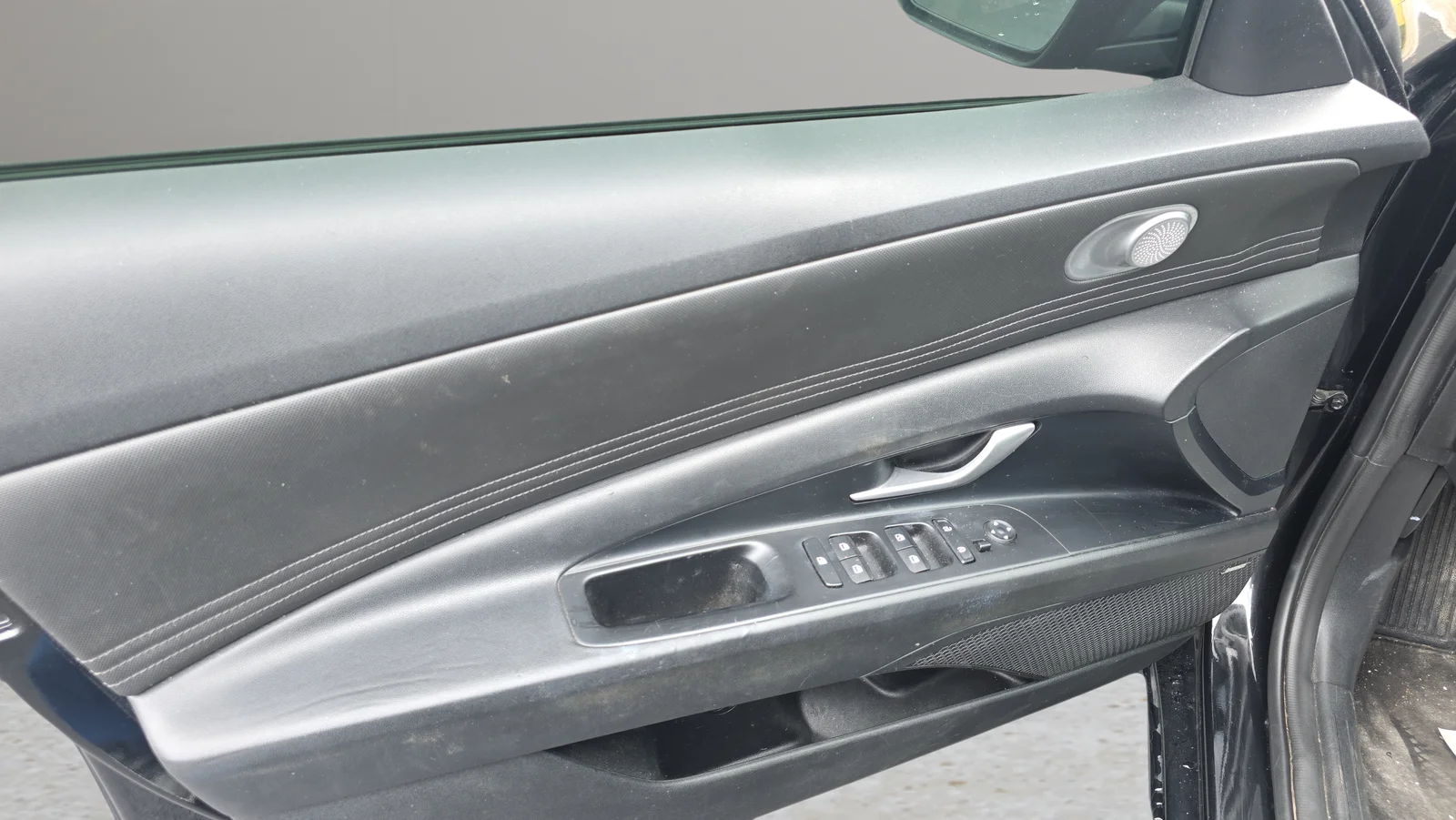 Used 2021 Black Hyundai SEL image 18