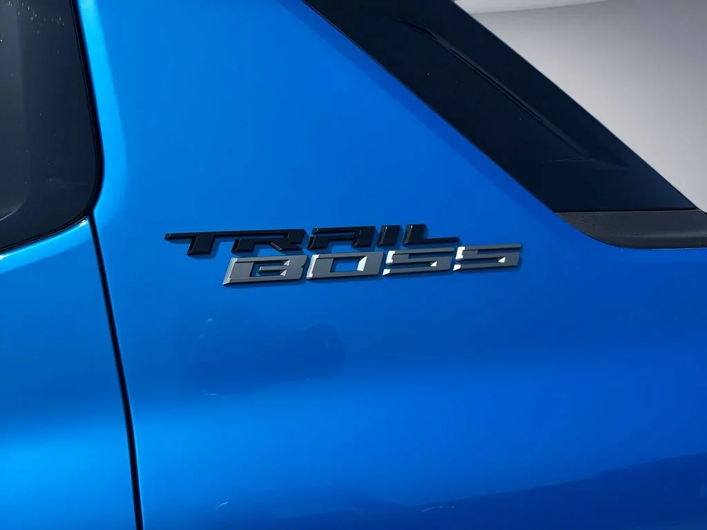 Used 2026 Riptide Blue Metallic Chevrolet Trail Boss - Max Range image 36