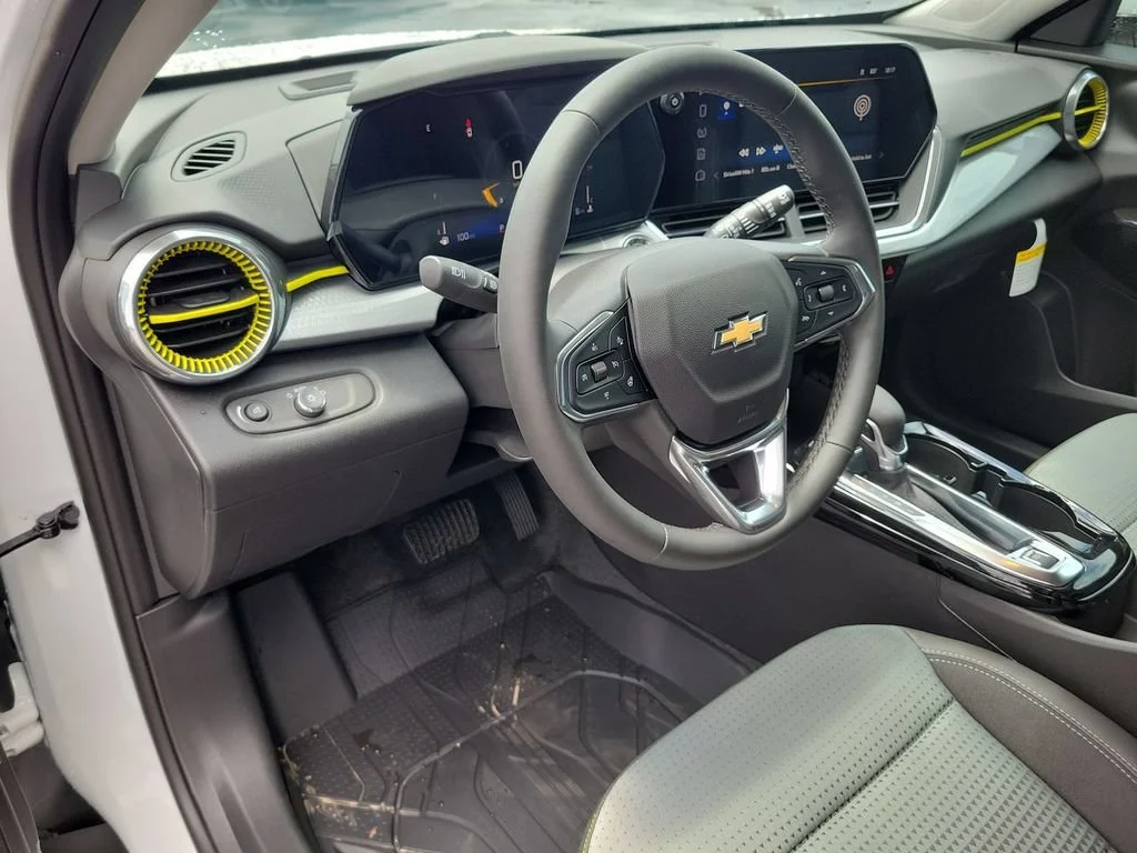 New 2026 Summit White Chevrolet LT image 10