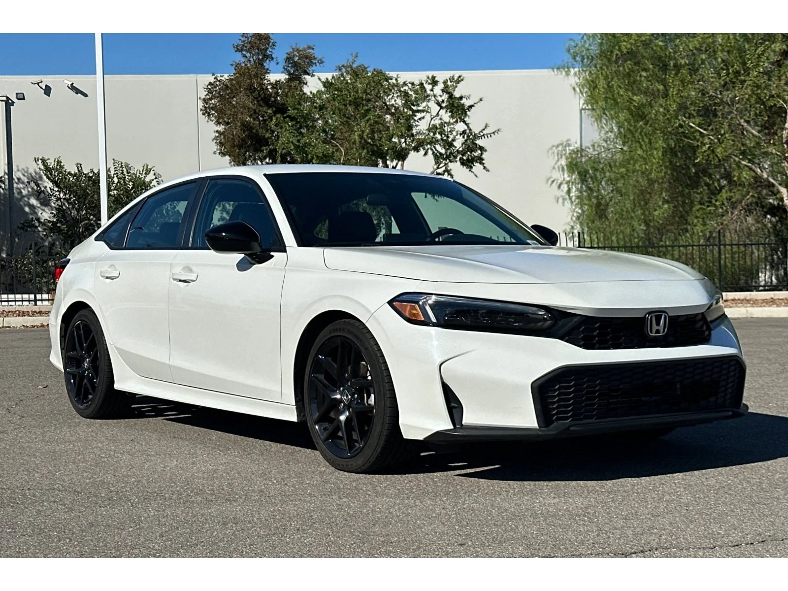 Used 2025 Platinum White Pearl Honda Sport image 6
