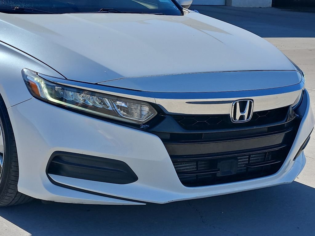 Used 2019  Honda LX image 7