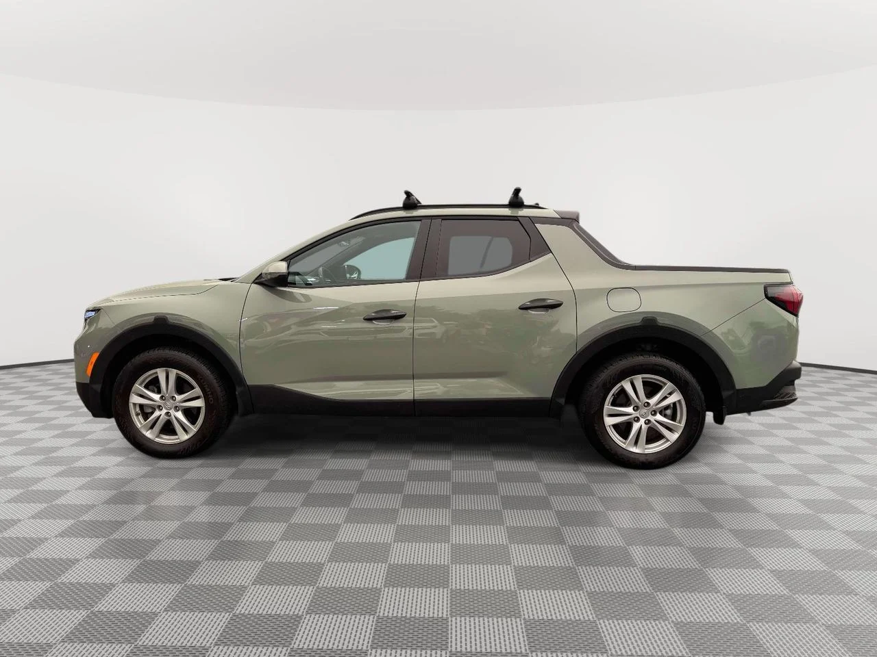 Used 2022 Sage Gray Hyundai SEL image 4