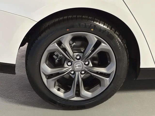 Certified Used 2024 Platinum White Pearl Honda EX-L image 12