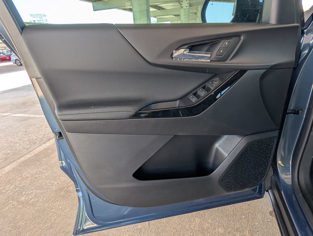 2027 Chevrolet Equinox LT - Photo 12